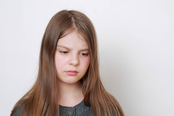 Expressive emotional caucasian teen girl - Φωτογραφία, εικόνα