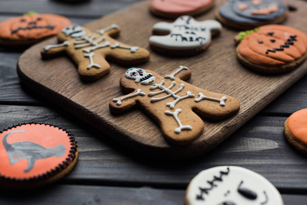 composition des biscuits d'Halloween
 - Photo, image