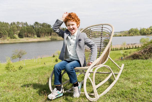 child in rocking chair - Fotoğraf, Görsel