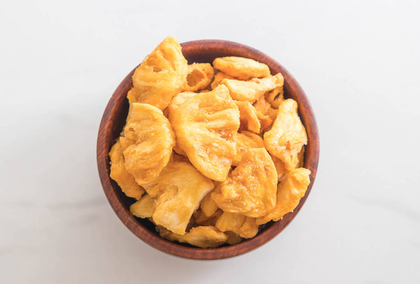 dried pineapple crispy chips - Fotoğraf, Görsel