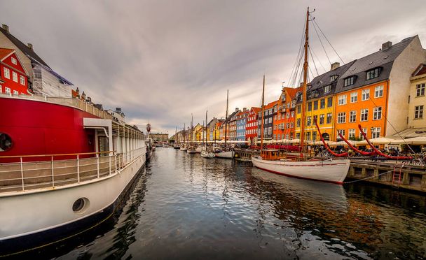 Нюхавн та забезпечує Копенгаген - новий гавані - Фото, зображення