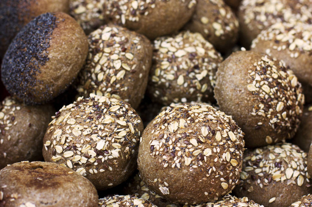 Rye buns with cereals and poppy seeds - Φωτογραφία, εικόνα