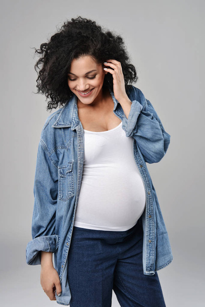 Pregnant woman portrait - Photo, Image