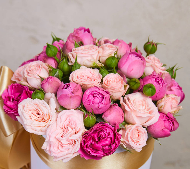 Bouquet de fleurs fraîches
 - Photo, image