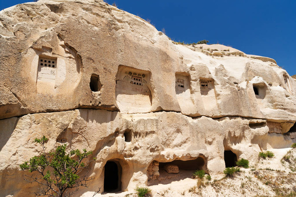 Cave Church in the Red Valley near Goreme. Cappadocia - Φωτογραφία, εικόνα