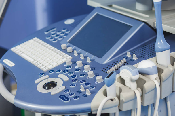 Medical ultrasound diagnostic machine - Фото, изображение