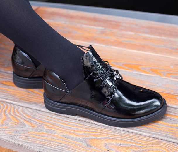  women's black shoes - Фото, изображение