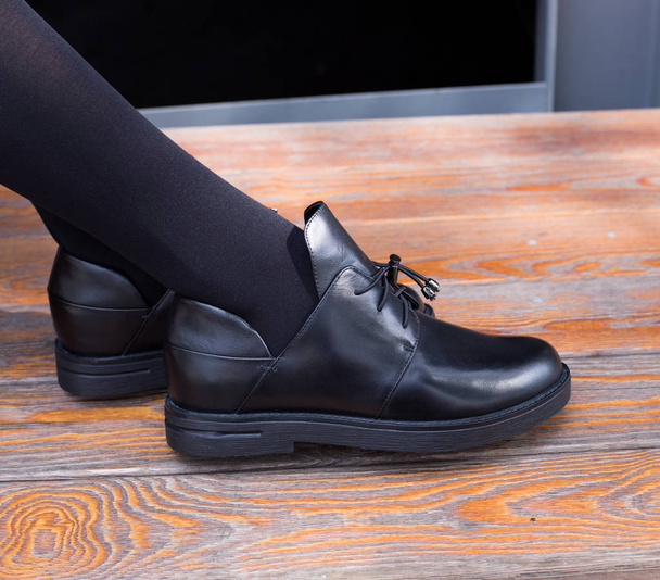  women's black shoes - Фото, зображення
