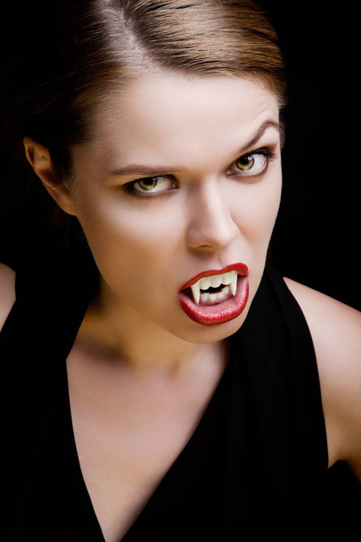 Young woman in the image of the vampire - Foto, Imagem