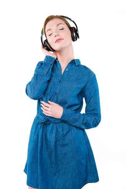 girl listening music - Φωτογραφία, εικόνα