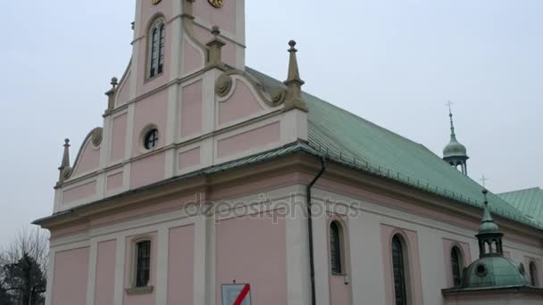 Εκκλησία των Αγίων Κλήμεντος του Πάπα και μάρτυρας σε Wieliczka, Πολωνία - ενοριακός ναός (fara) Κλήμης, ο Πάπας, τρίτο διάδοχος του Αγίου Πέτρου και το πρώτο προστάτης των μεταλλωρύχων. - Πλάνα, βίντεο