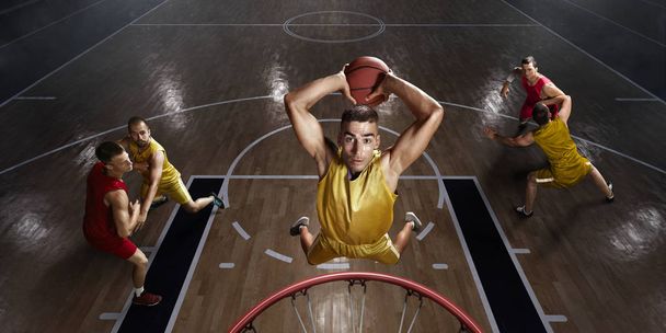 Basketbalistky na velké profesionální arena - Fotografie, Obrázek