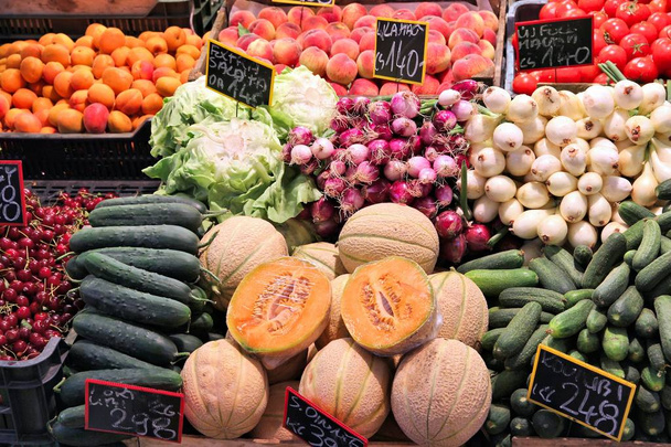Grüne Lebensmittelhändler, ungarisch - Foto, Bild
