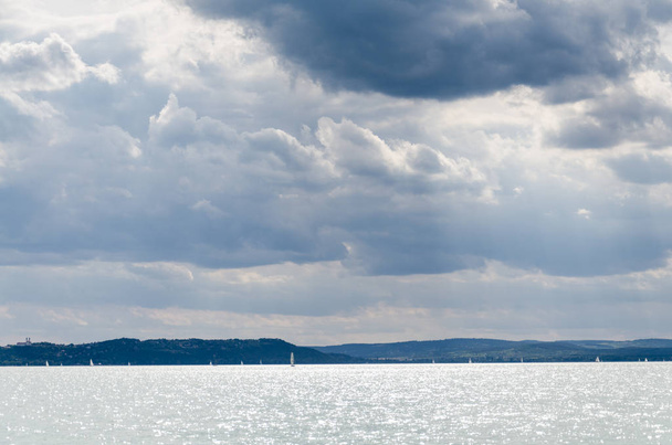 bellissimo lago Balaton
 - Foto, immagini