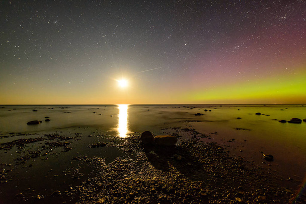 intensive Nordlichter (Polarlichter) über der Ostsee - Foto, Bild