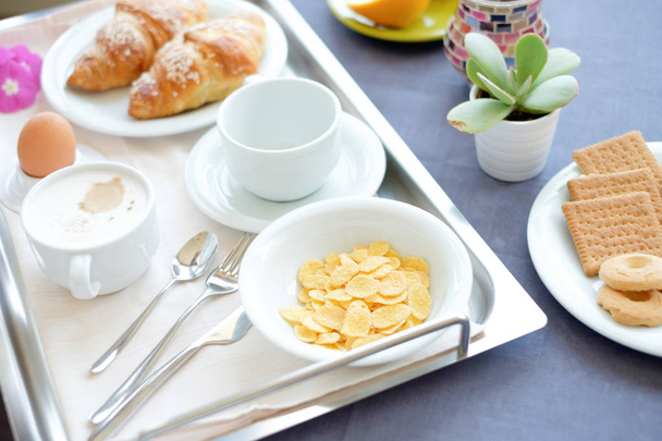 Healthy continental breakfast served on a tray - Fotó, kép
