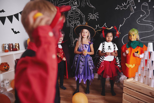  Cadılar Bayramı kostümlü çocuklar - Fotoğraf, Görsel