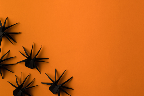 black origami spiders - Foto, Imagem