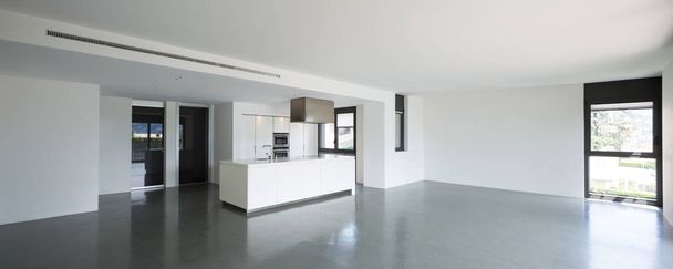 White kitchen in modern flat - Foto, Imagen