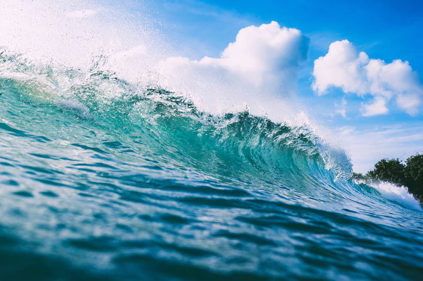 stříkající Velká mořská vlna  - Fotografie, Obrázek