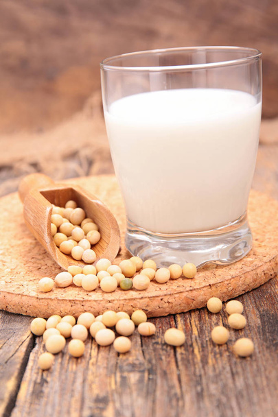 soy milk and beans - Fotoğraf, Görsel