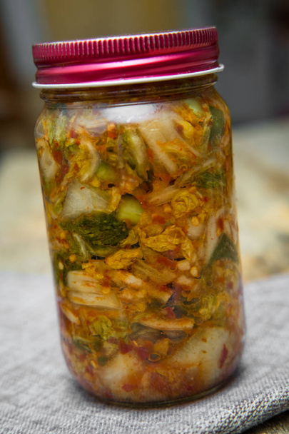 Fermente Kore Kimchi kavanoz - Fotoğraf, Görsel