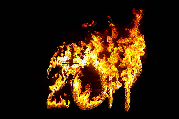 números de 2017, a arder como o símbolo do fim do ano - Foto, Imagem