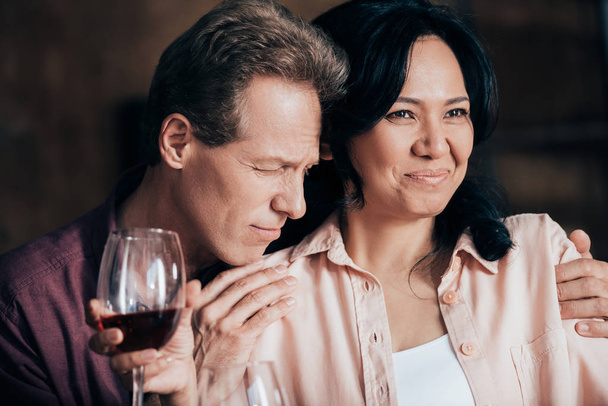 couple drinking wine - Fotó, kép