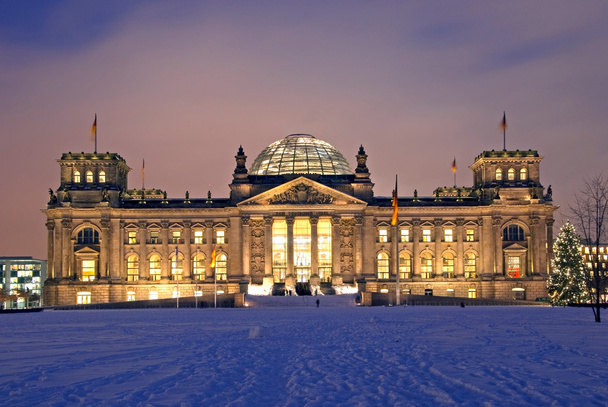 Berlino reichstag natale neve
 - Foto, immagini