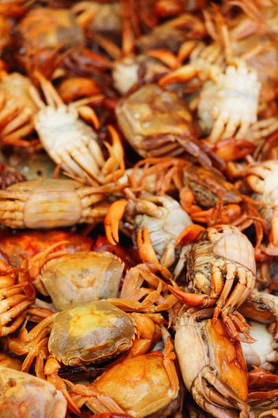 Crabe sur glace pour cuisiner dans la nourriture de rue
 - Photo, image