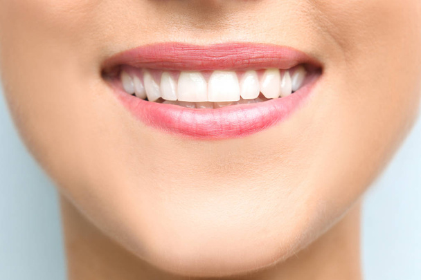 woman with healthy teeth - Φωτογραφία, εικόνα
