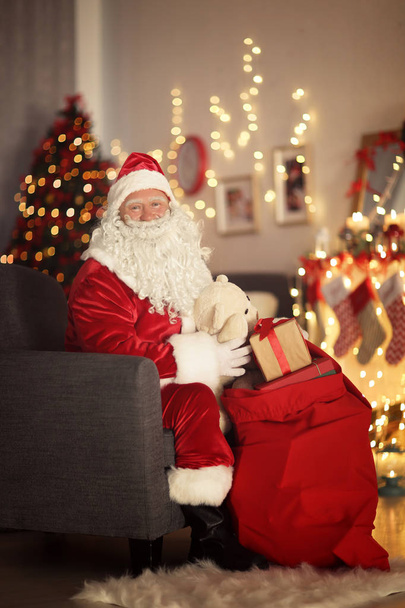 Kind authentic Santa Claus - Фото, изображение