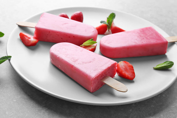 Smaczny jogurt lody  - Zdjęcie, obraz
