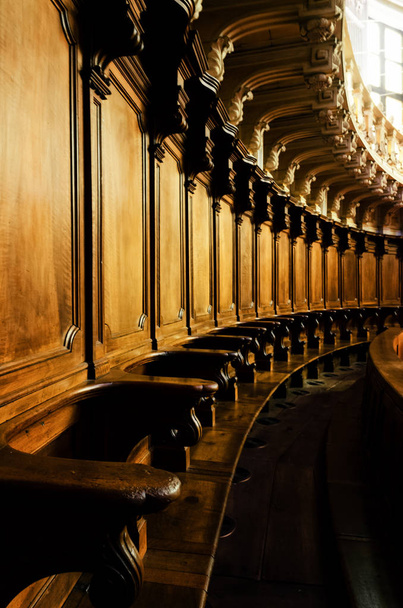 wooden antique choir - Foto, Imagen