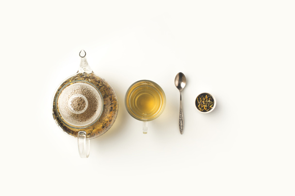 gyógynövény tea-cup és vízforraló - Fotó, kép