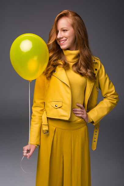 menina na moda com balão
 - Foto, Imagem