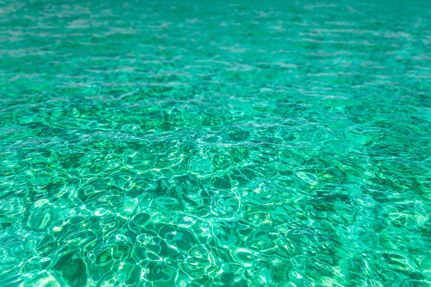Crystal clear water - Φωτογραφία, εικόνα