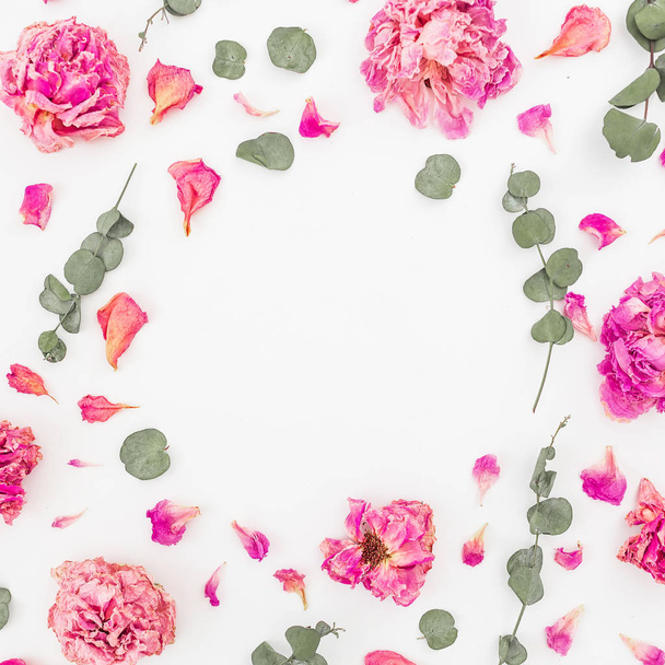Rosas e folhas cor de rosa
 - Foto, Imagem