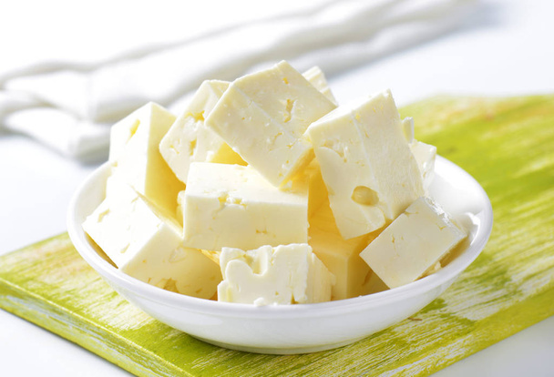 diced feta cheese - Foto, afbeelding
