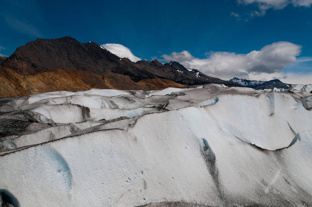 エル ・ チャルテン近くビエドマ氷河 - 写真・画像