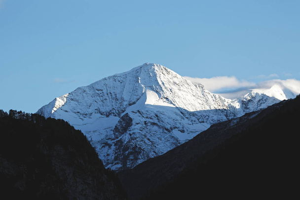 Pico de Arolla en Suiza
 - Foto, imagen