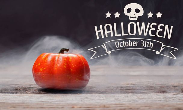 Halloween. Spooky pumpkin with smoke in the dark night - Foto, immagini