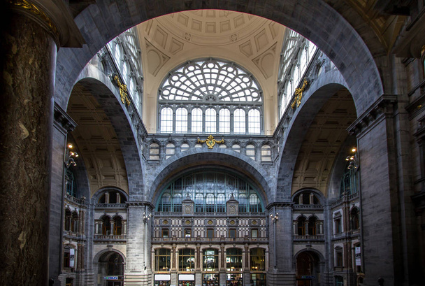 Railway station in Antwerpen Belgium - Photo, Image