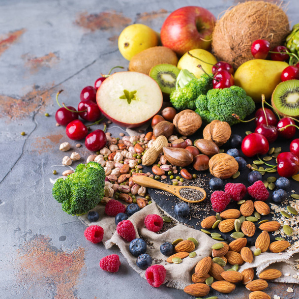 Επιλογή των υγιών πλούσια σε φυτικές ίνες πηγές τροφίμων vegan για μαγείρεμα - Φωτογραφία, εικόνα