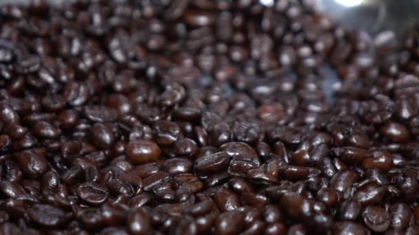 Gabona pörkölt kávé, hogy áttételes származó táska juta - Felvétel, videó