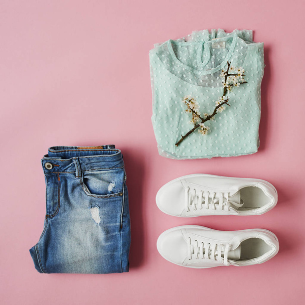 Flat Lay Shot Of Clothing And Accessories - Foto, afbeelding