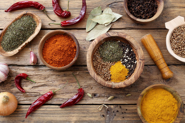 Dried herbs, spices and and pepper,  - Foto, Imagem