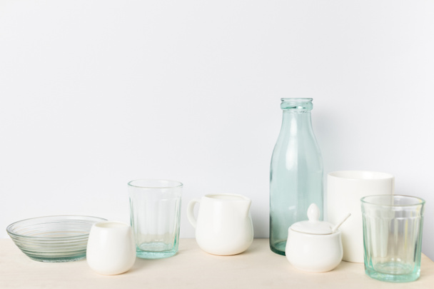 empty glass and ceramic utensils - Foto, Imagem