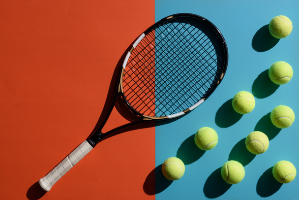 Ρακέτα και μπάλες τένις - Φωτογραφία, εικόνα