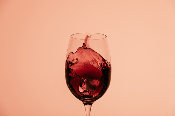 red wine - Foto, afbeelding